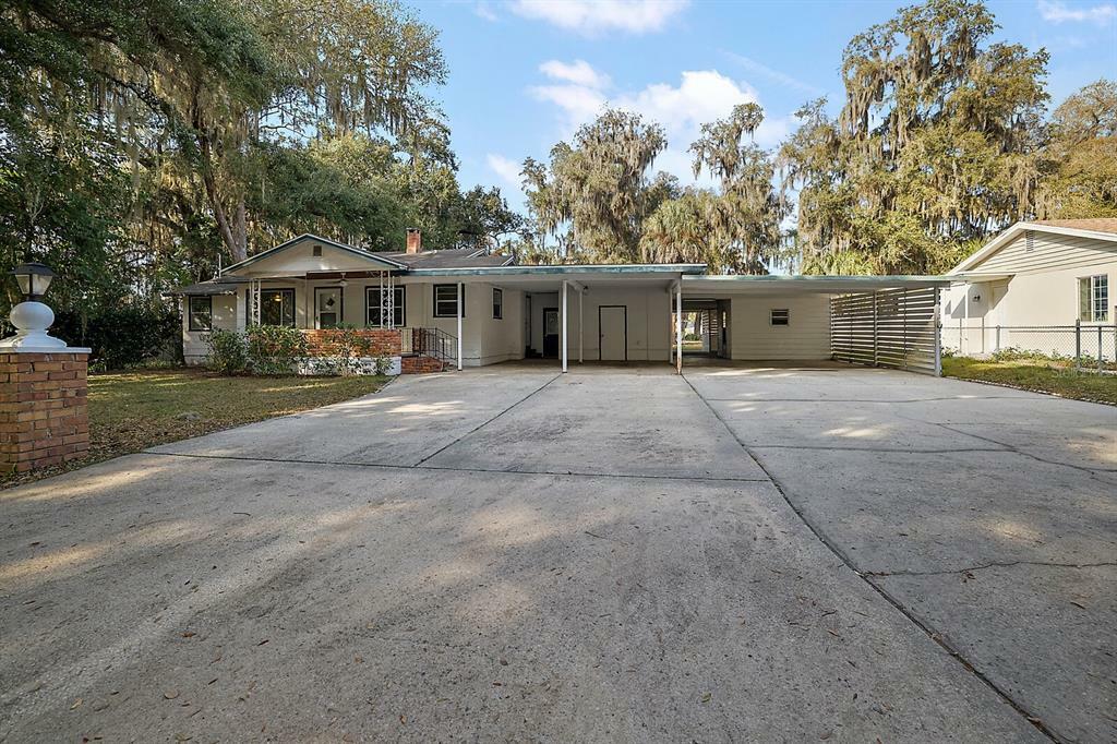 Property Photo:  2310 Ward Avenue  FL 34748 