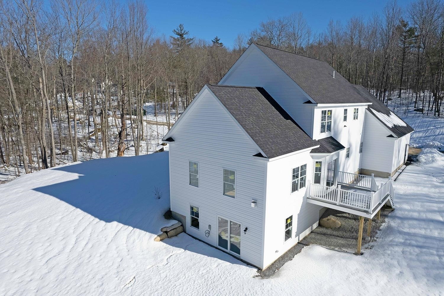 Property Photo: 662 Fourth Range Road NH 03275
