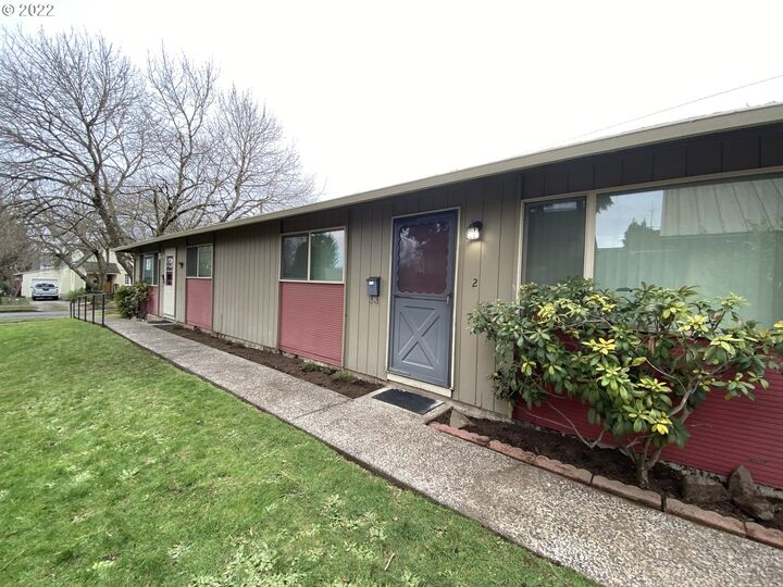 1909 G St  Vancouver WA 98663 photo