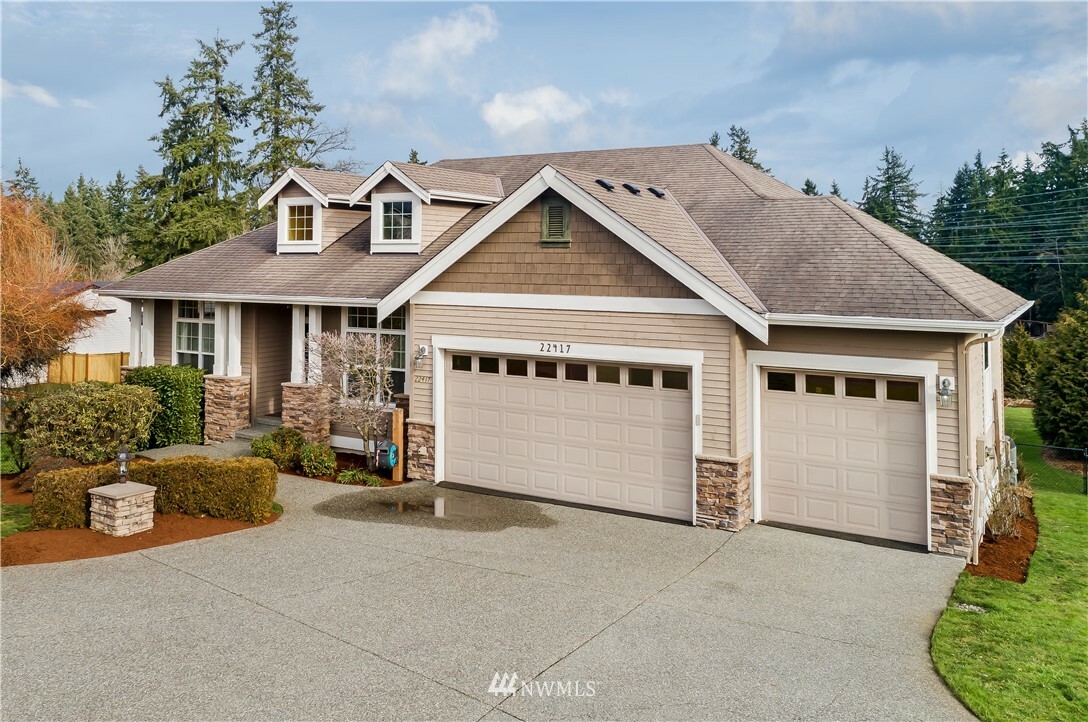 Property Photo: 22417 Old Poplar Way WA 98036