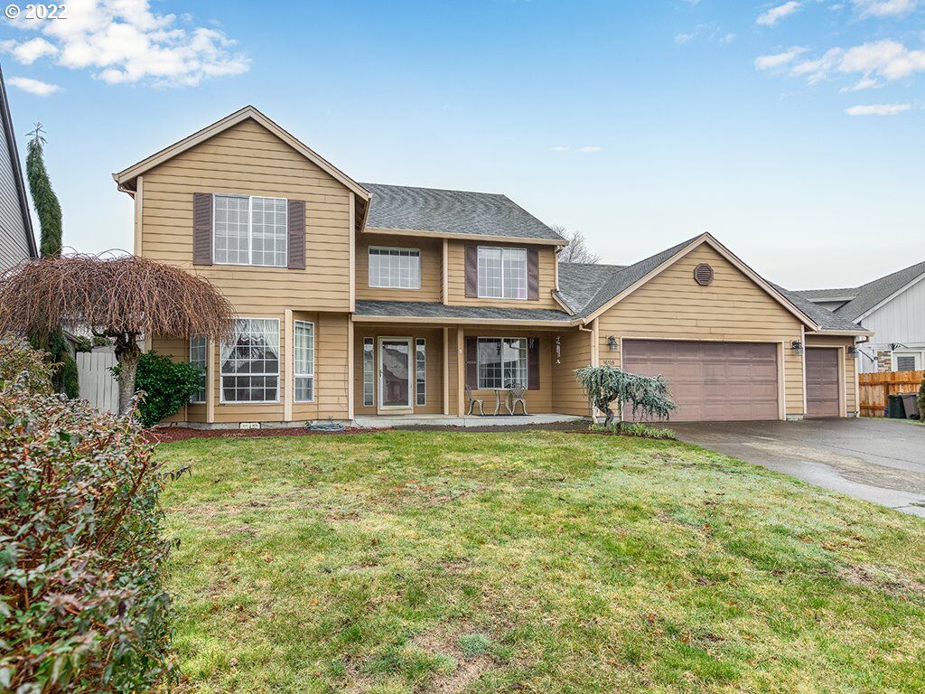 Property Photo: 16118 SE 17th St WA 98683