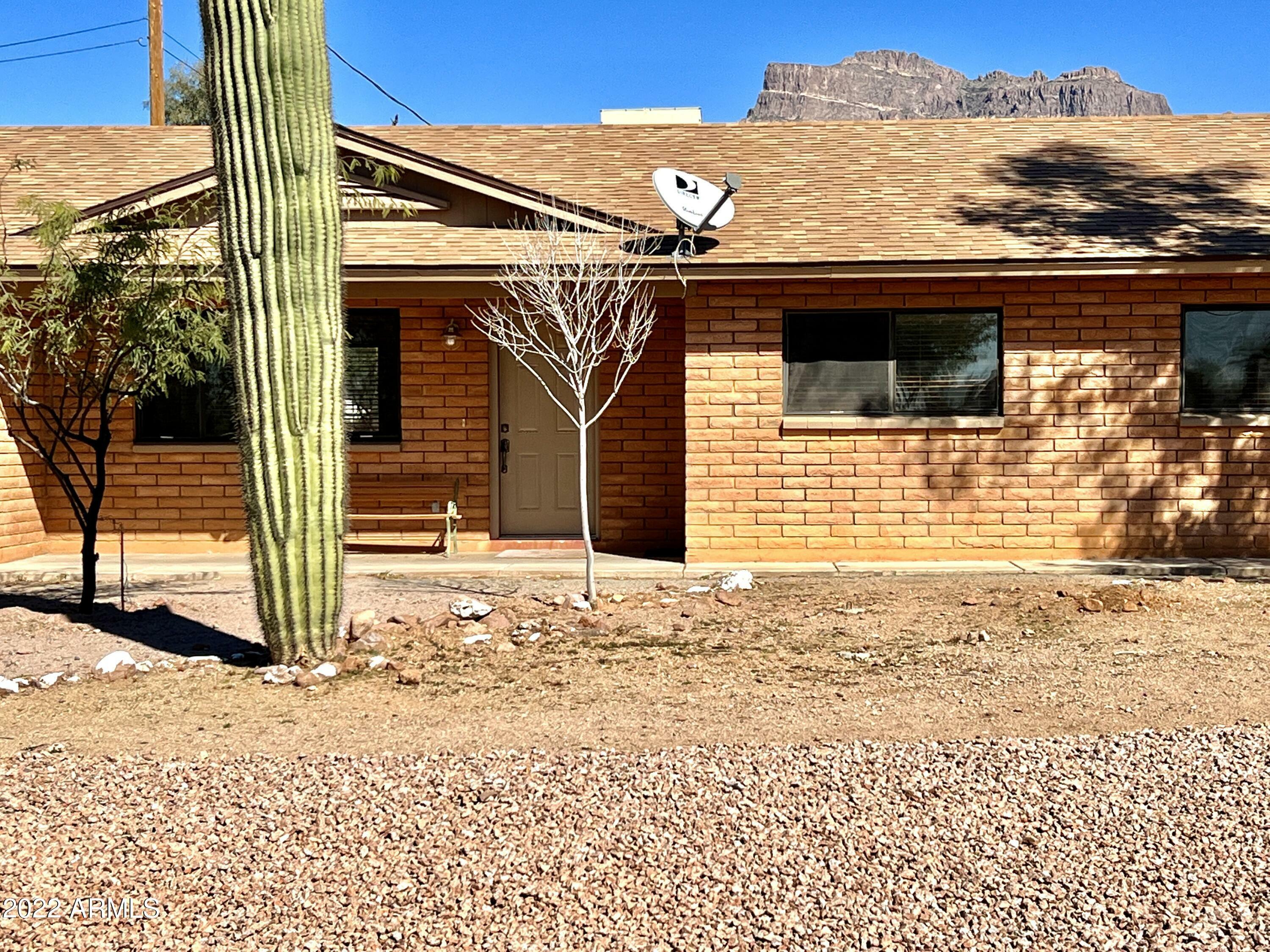 Property Photo:  2139 S Sixshooter Road  AZ 85119 