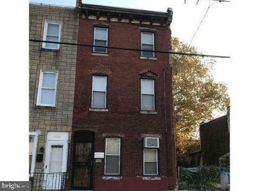 Property Photo: 4952 Thompson PA 19131
