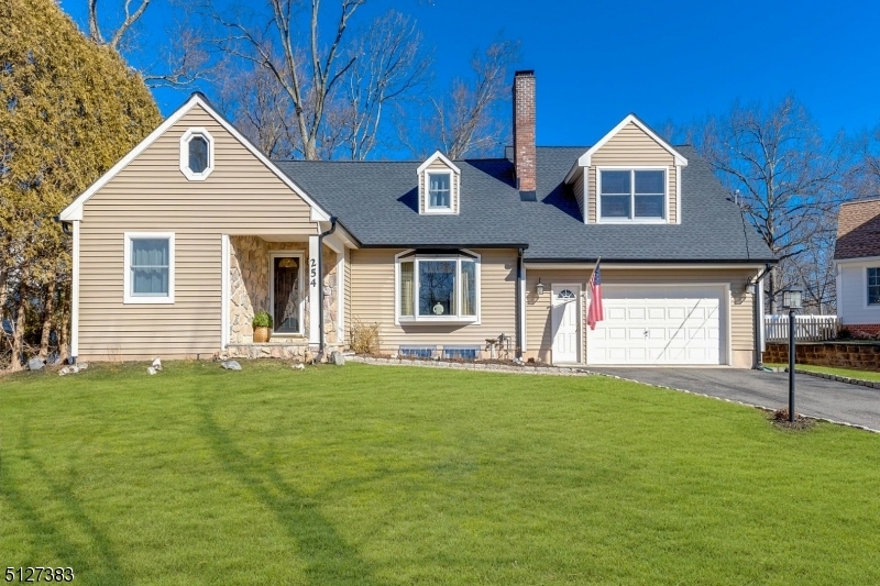 Property Photo: 254 Hickory Ln NJ 07092