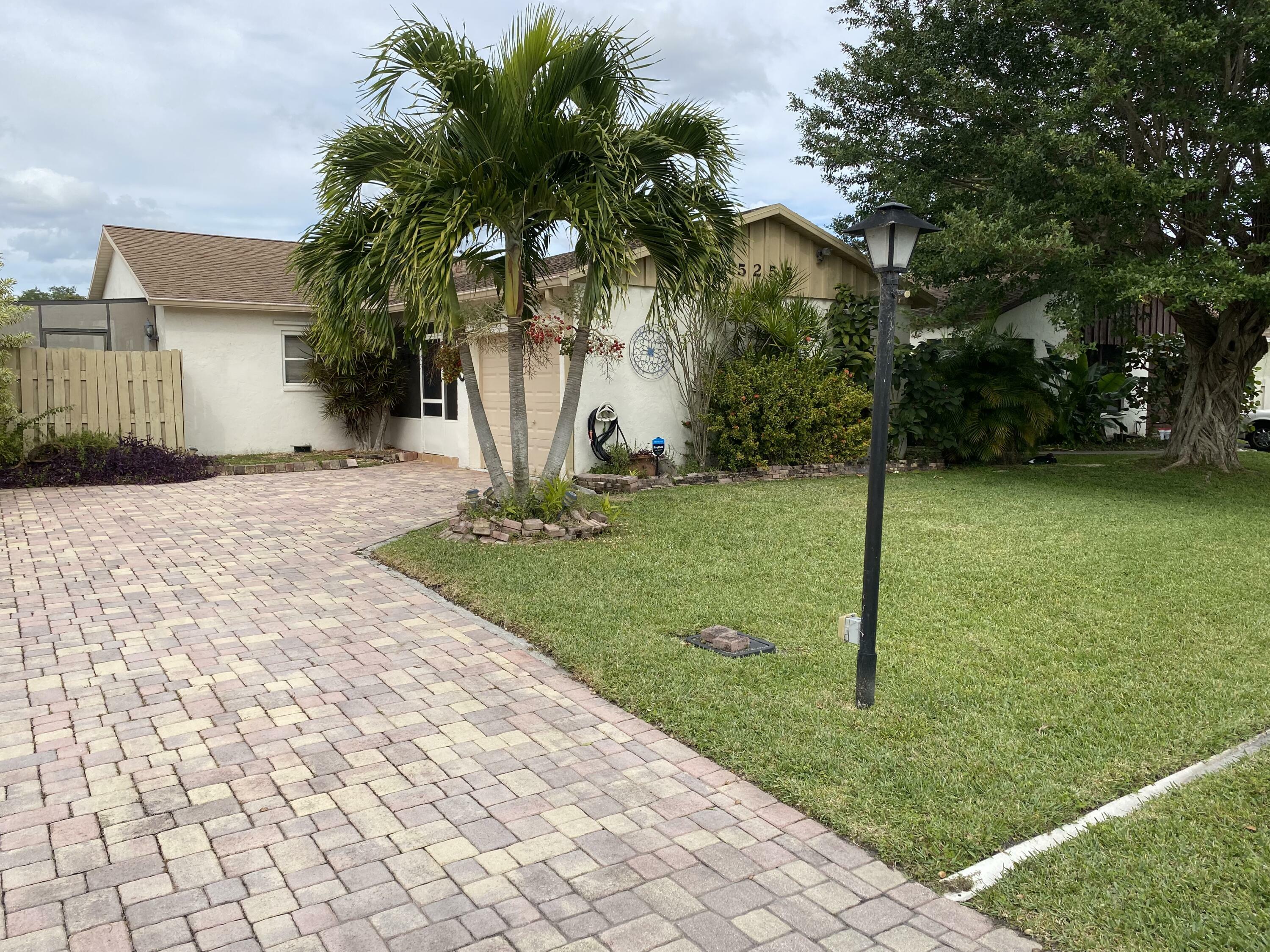 Property Photo:  5255 Minto Road  FL 33472 