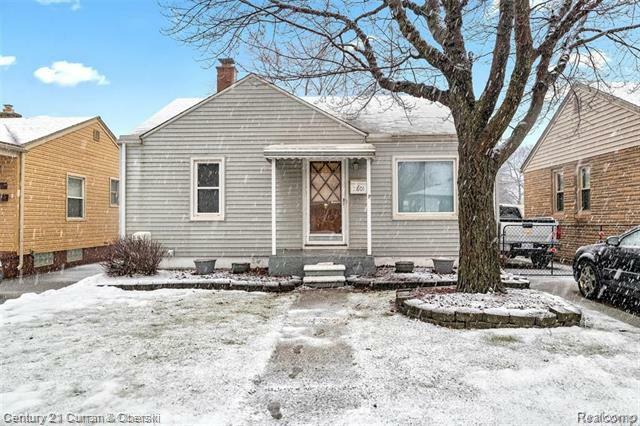 Property Photo:  2801 Margaret Street  MI 48122 