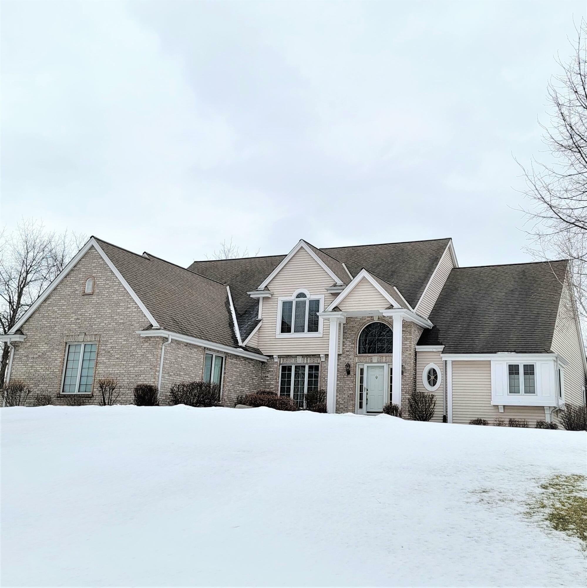 Property Photo: 20045 W Rustic Ridge Dr WI 53146