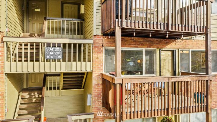 Property Photo:  3834 175th Avenue NE 205  WA 98052 