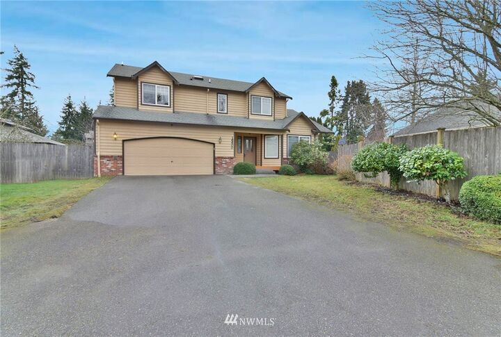 Property Photo: 16600 Spruce Way WA 98037