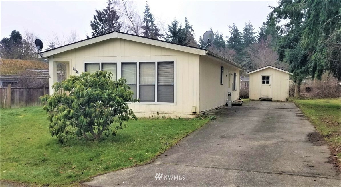 Property Photo:  2032 Victoria Avenue  WA 98368 