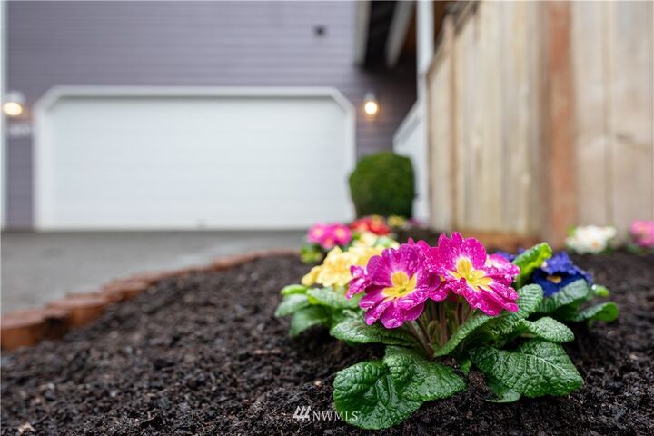 Property Photo:  107 Wildwood Place  WA 98294 