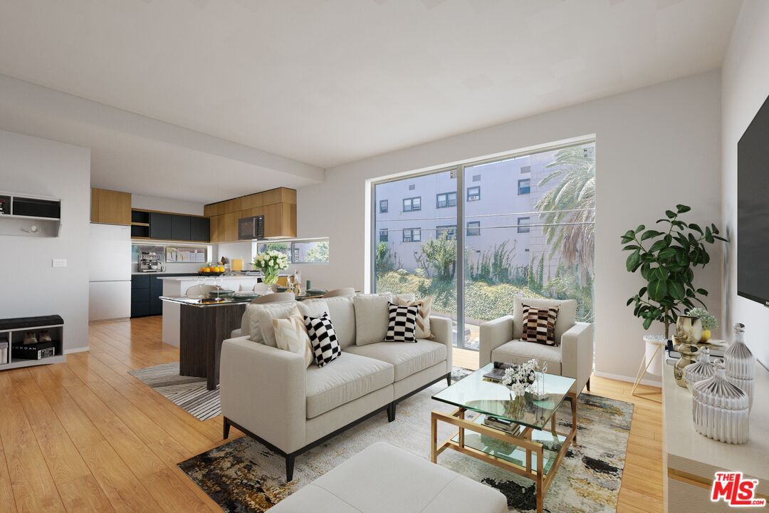 Property Photo:  140 1/2 S Coronado St  CA 90057 