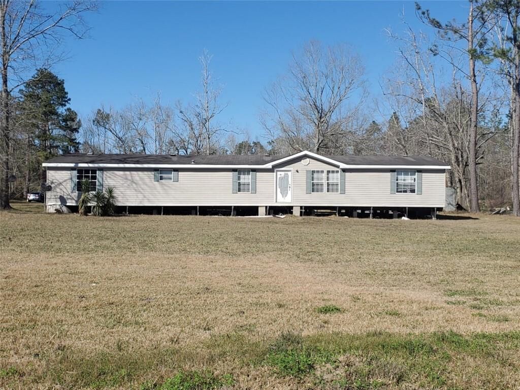 Property Photo:  282 E Iowa Street  LA 70663 