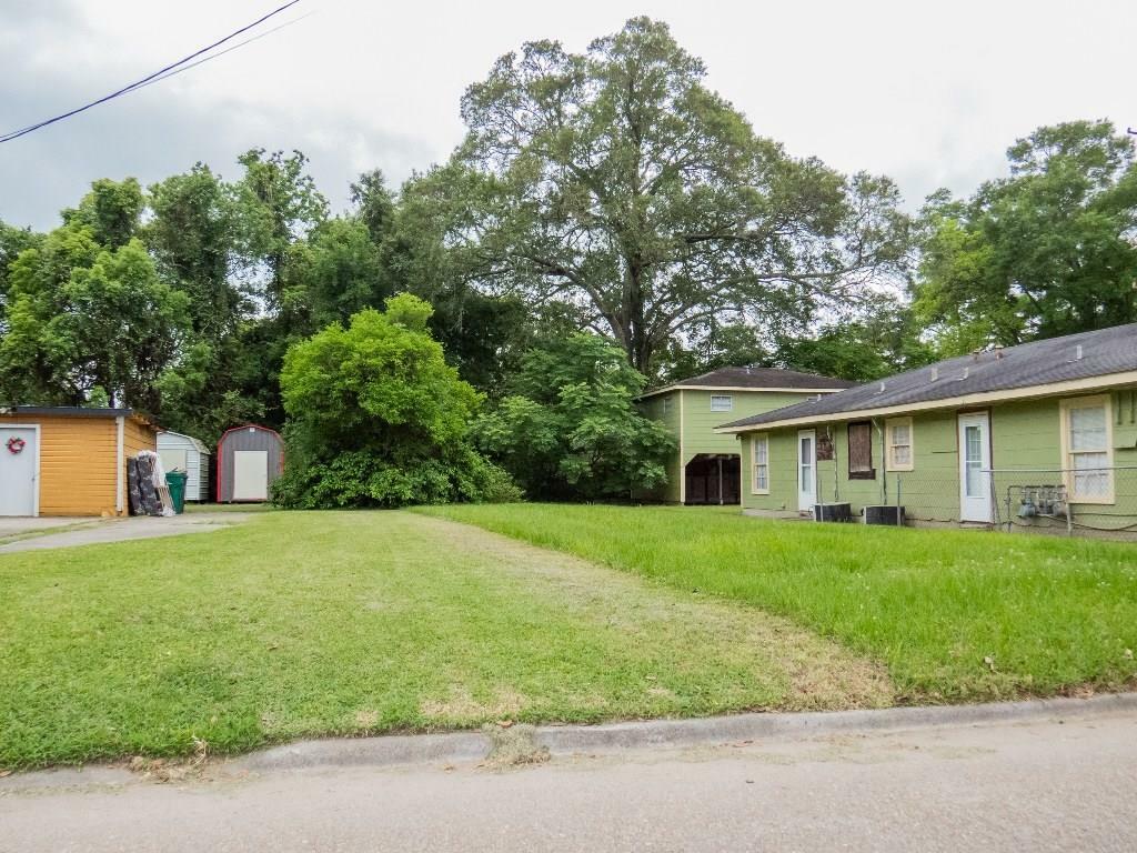 Property Photo:  900 16th Street  LA 70601 