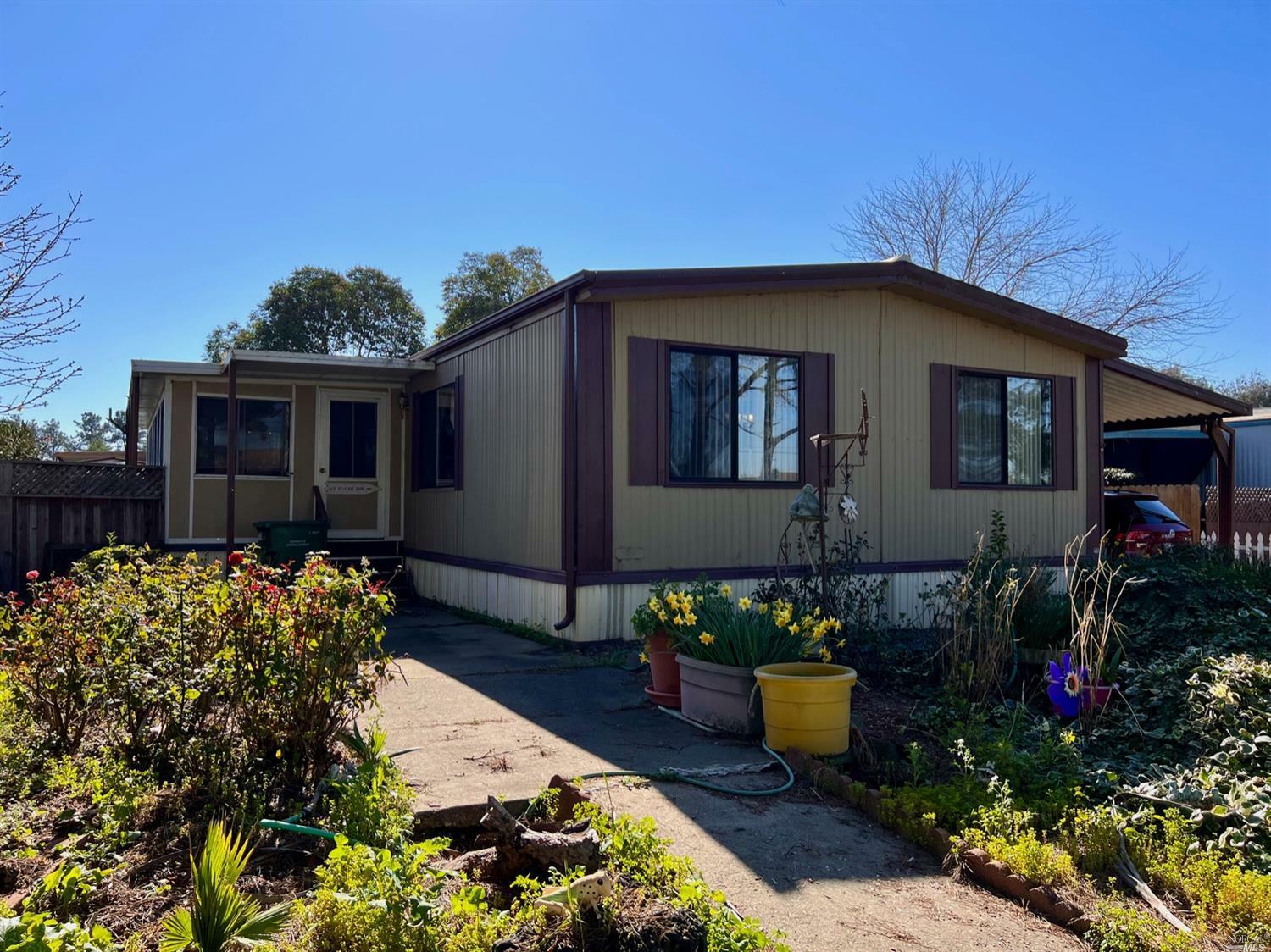 Property Photo: 209 Magnolia Street CA 95407