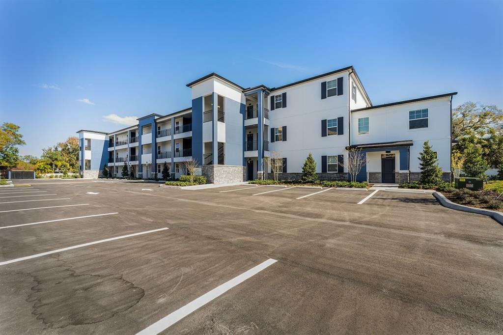 Property Photo: 5205 Eggleston Avenue 205 FL 32810