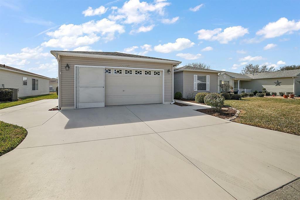 Property Photo:  33400 Pennbrooke Parkway  FL 34748 