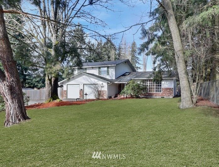 Property Photo: 5501 141st Street E WA 98373