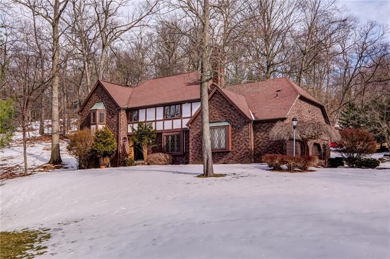 Property Photo:  385 Old Babcock Trl  PA 15044 