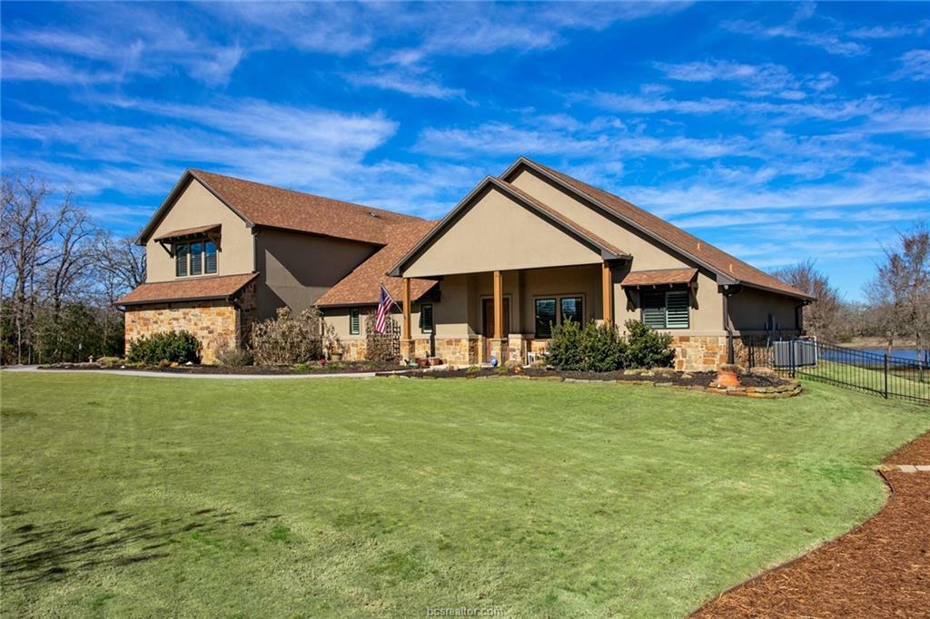 Property Photo: 10821 Lonesome Dove Trail TX 77808-1455