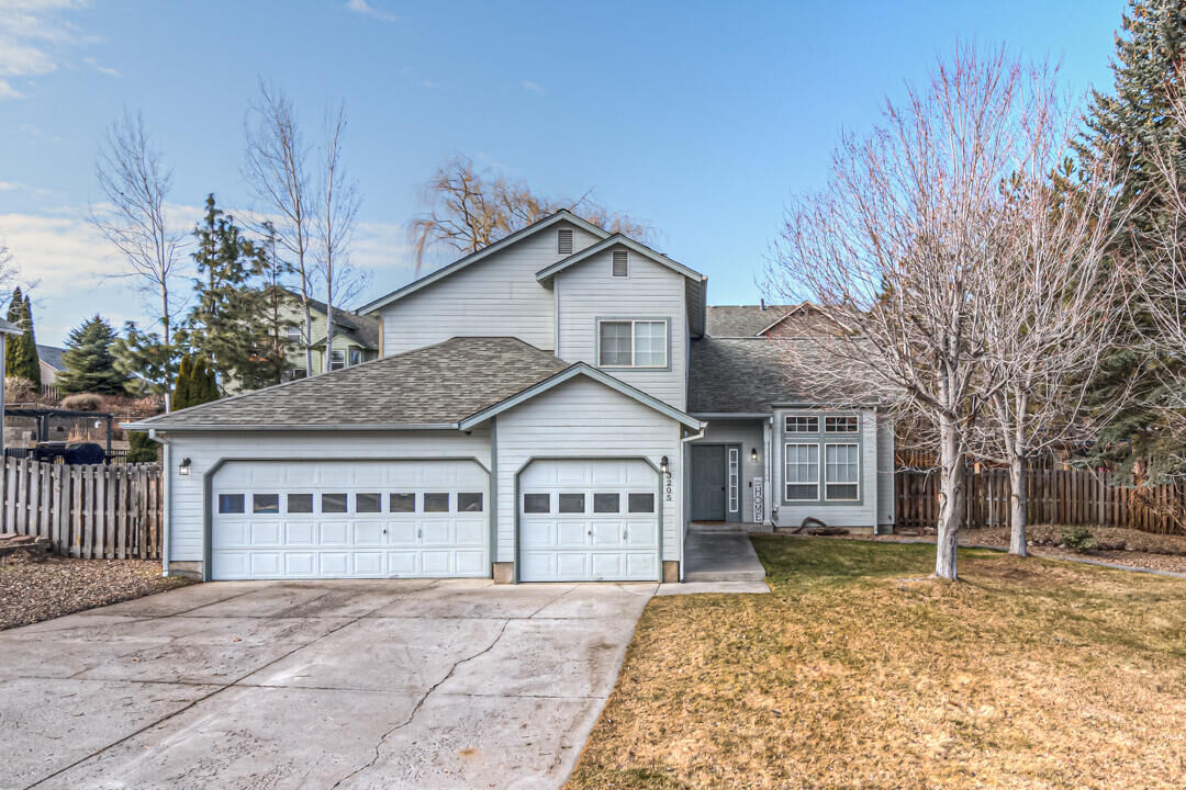 Property Photo:  3205 SW 36th Street  OR 97756 