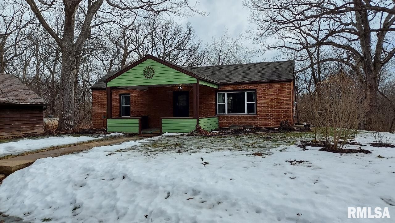 Property Photo: 5905 W Salem School IL 61525