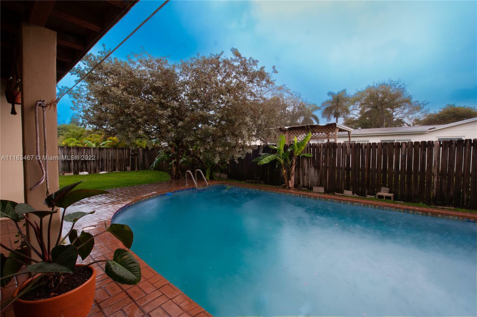 Property Photo:  10185 SW 100th Ave  FL 33176 