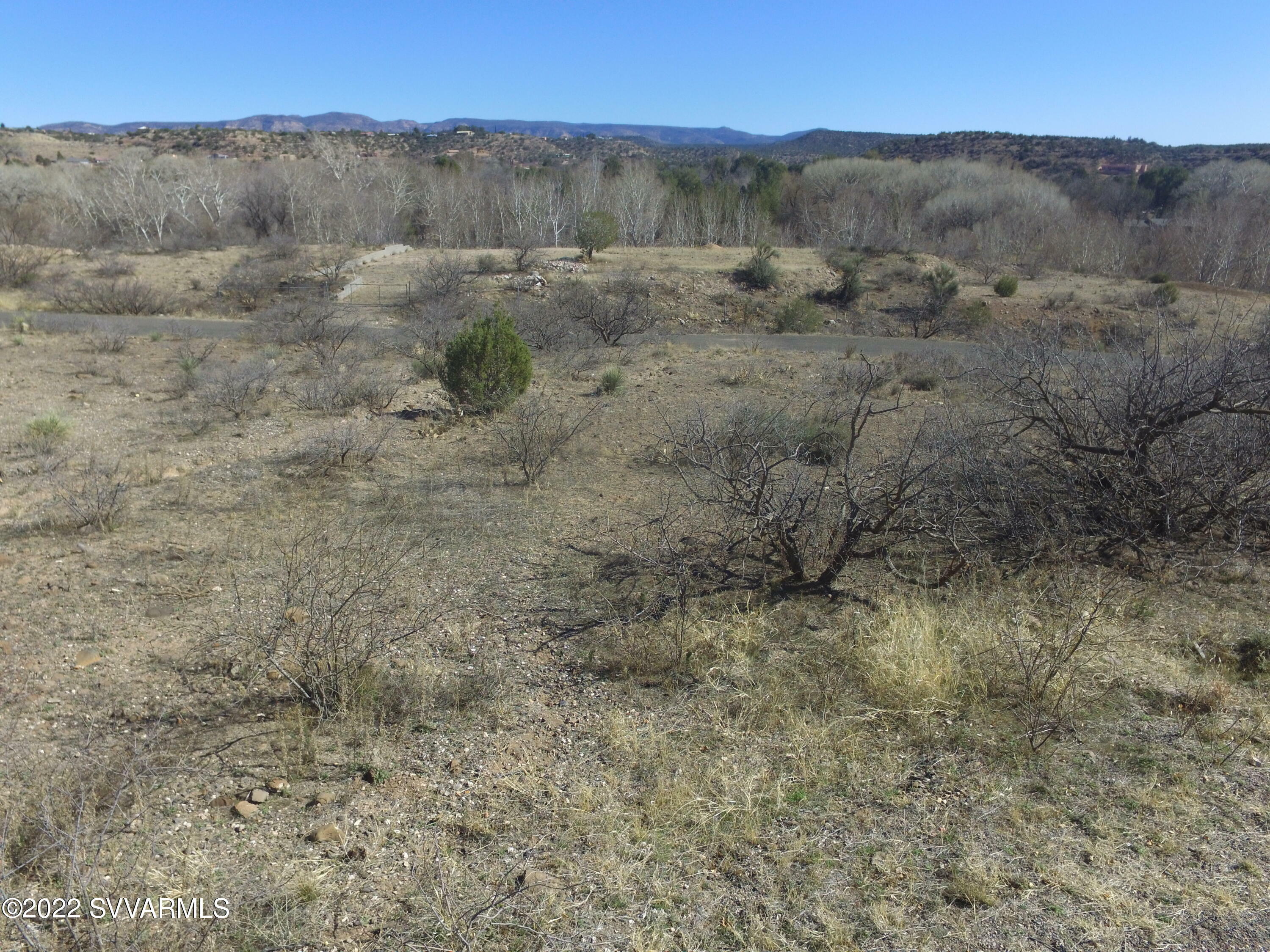Property Photo: 4445 N Eagle Circle AZ 86335