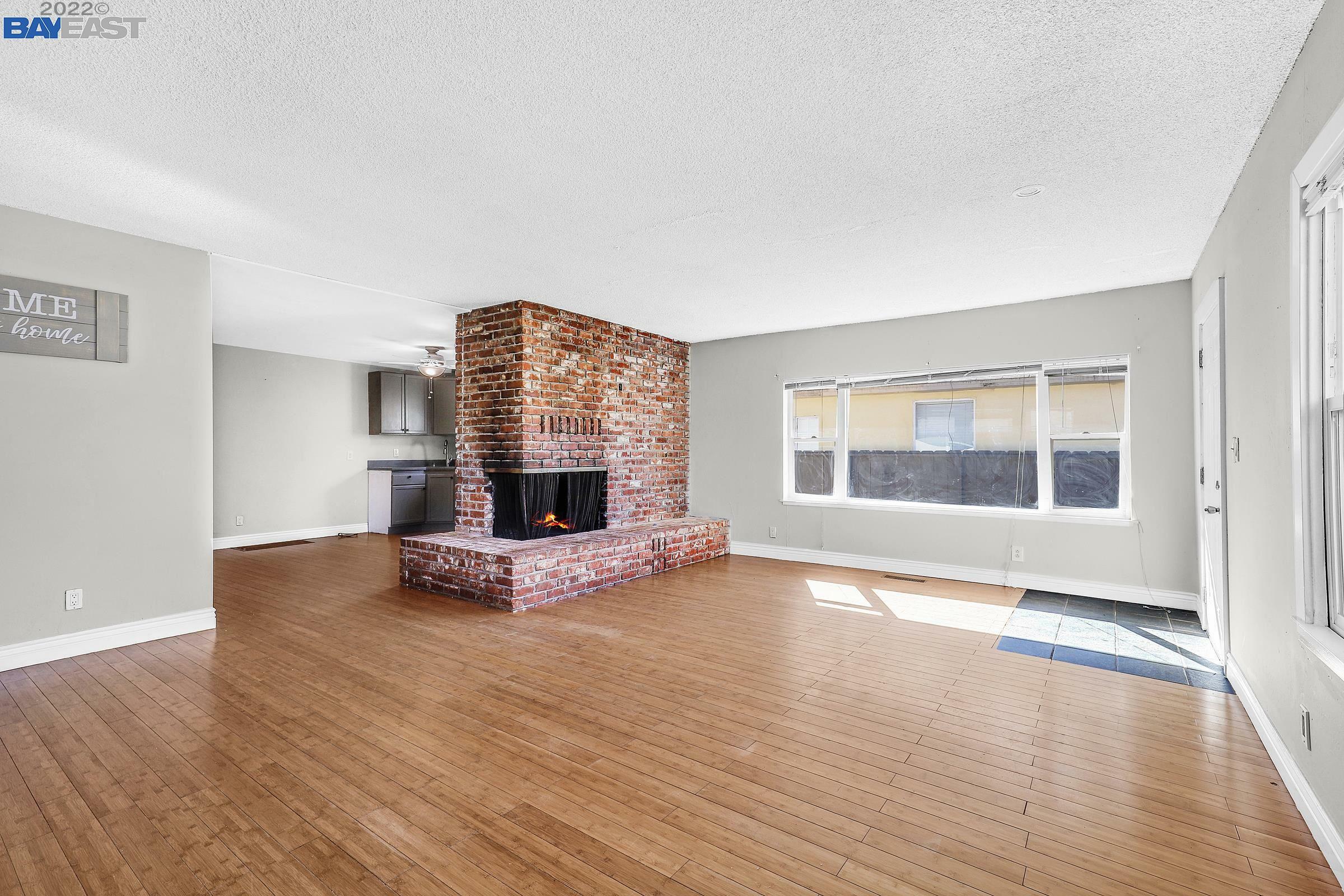 Property Photo:  136 Jessie Ave  CA 95337 