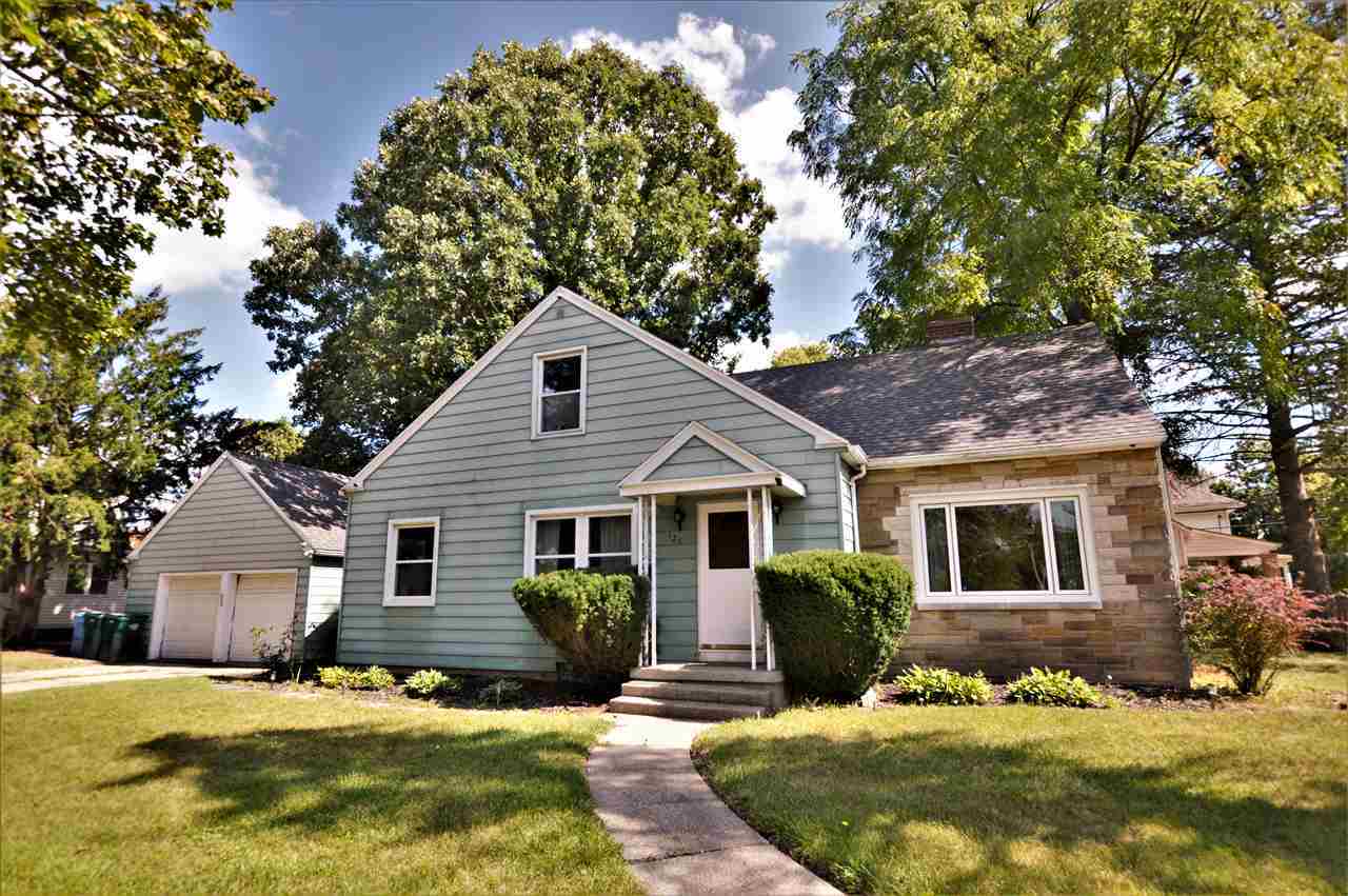 Property Photo:  121 S Jenison Ave.  MI 48915 