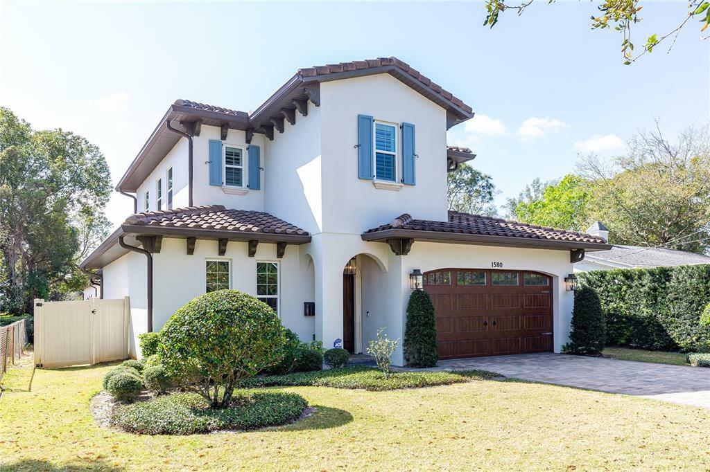 Property Photo:  1580 Oneco Ave  FL 32789 