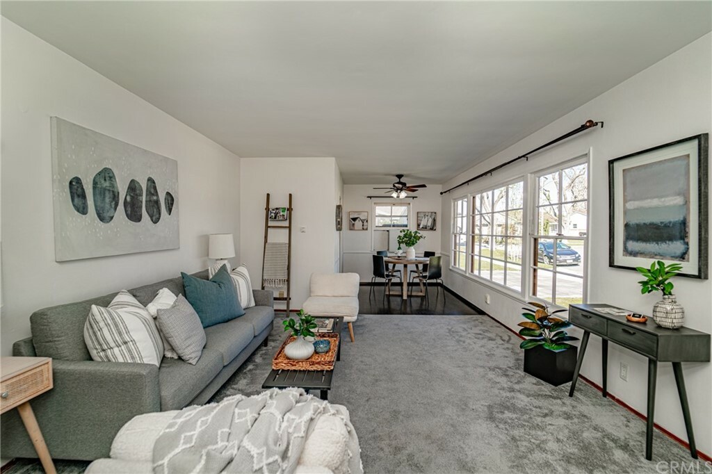 Property Photo: 6530 Dashwood Street CA 90713