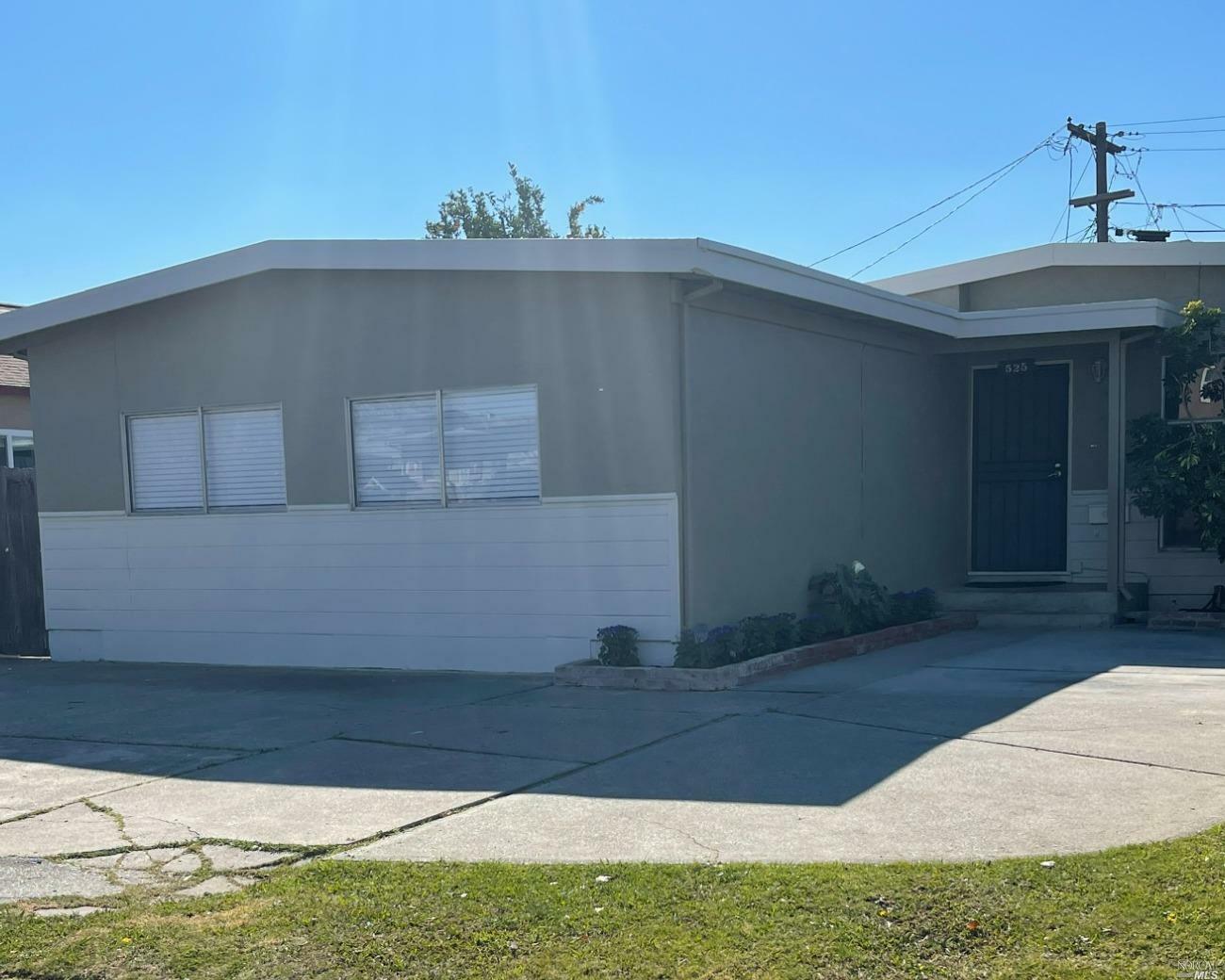 Property Photo: 525 Iowa Street CA 94533