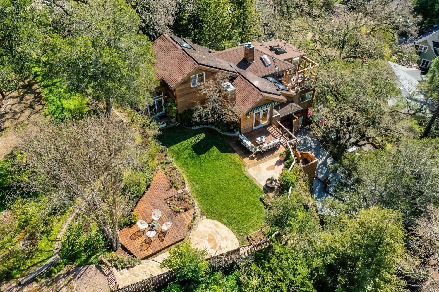 Property Photo: 15 Deer Park Lane CA 94930