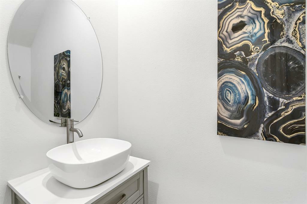 Property Photo: 1023 Orchard Arbour Court FL 33613