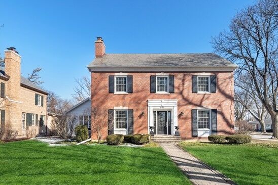 Property Photo: 601 N Merrill Street IL 60068