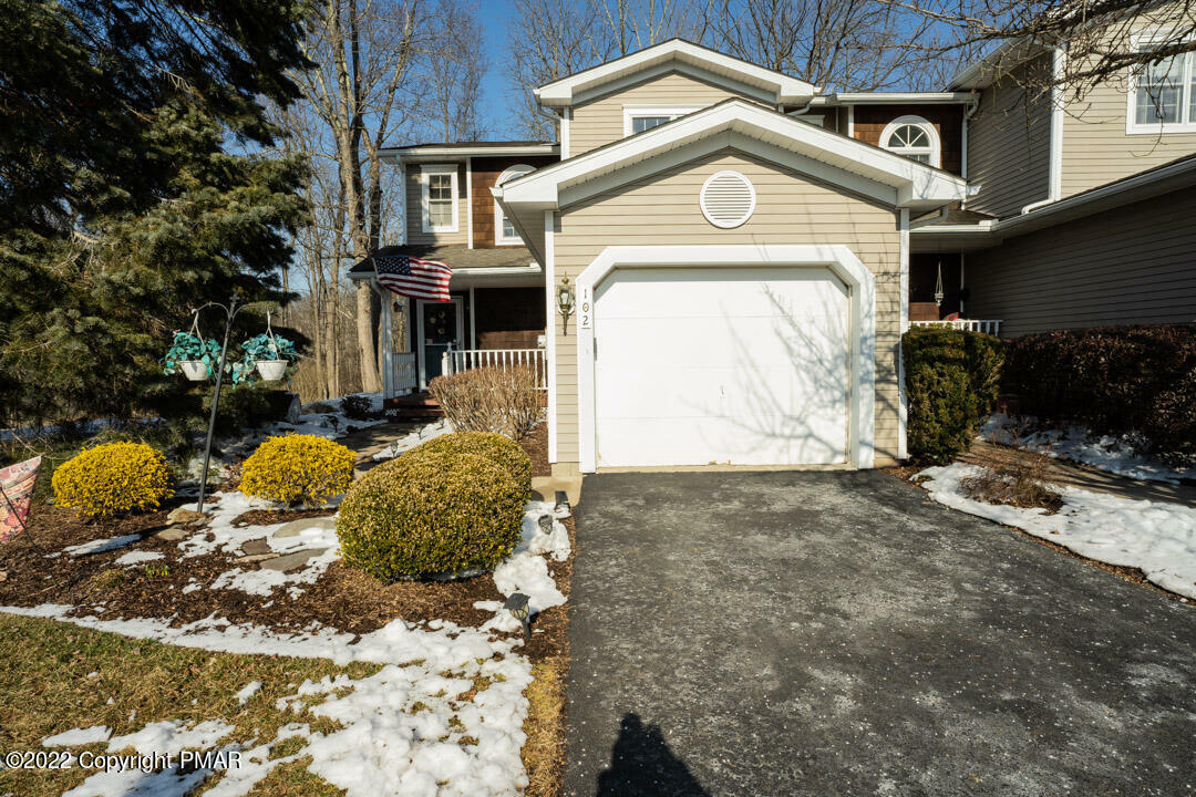 Property Photo:  102 Amber Lane  PA 18301 