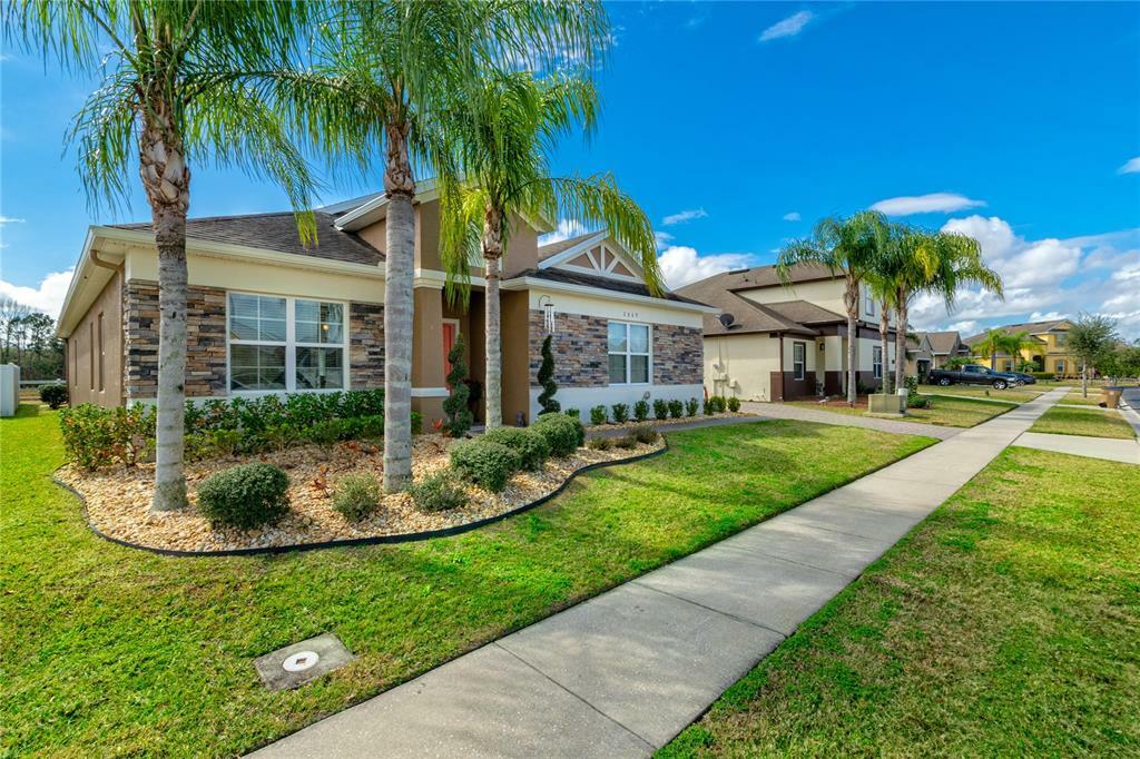 Property Photo:  2869 Running Brook Circle  FL 34744 