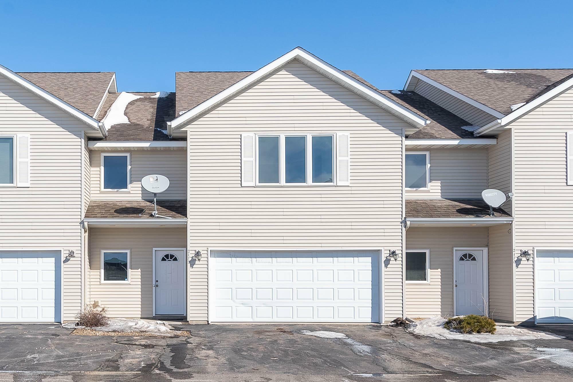 Property Photo: 2172 Willow Trail MN 56003