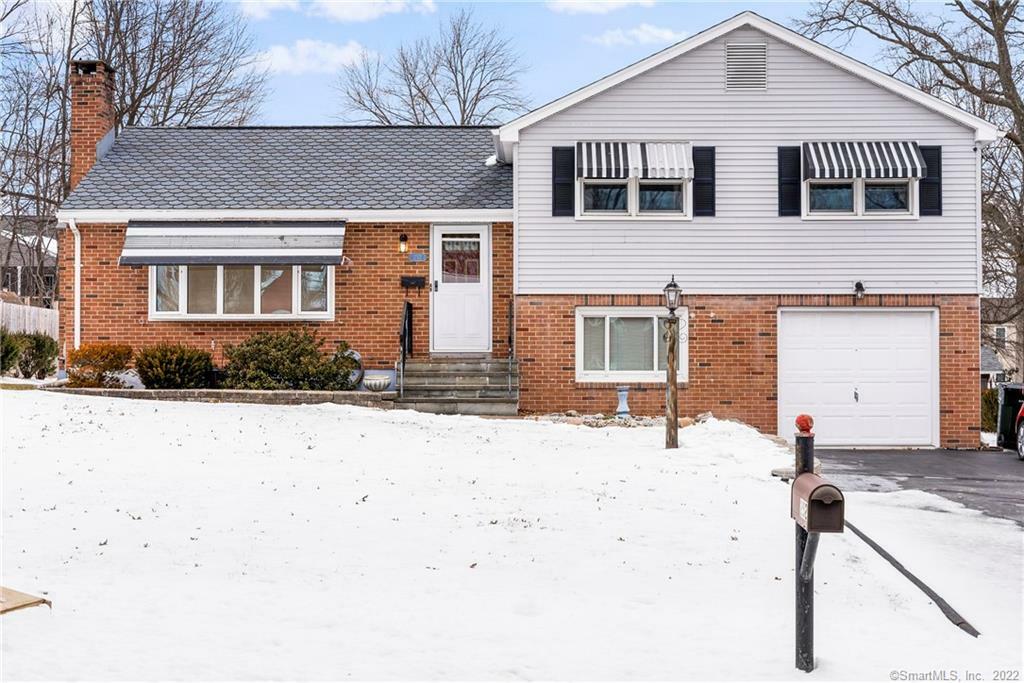 Property Photo: 252 Pine Lane CT 06109