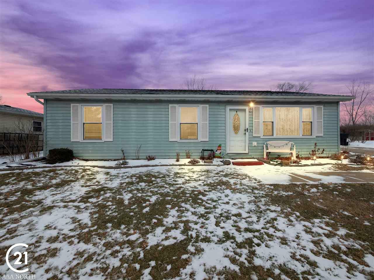 Property Photo:  105 Saint Clair  MI 48014 