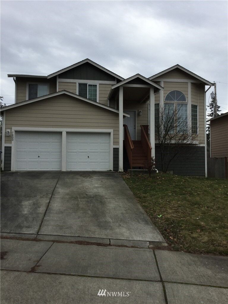 Property Photo:  7800 32nd Street NE  WA 98275 