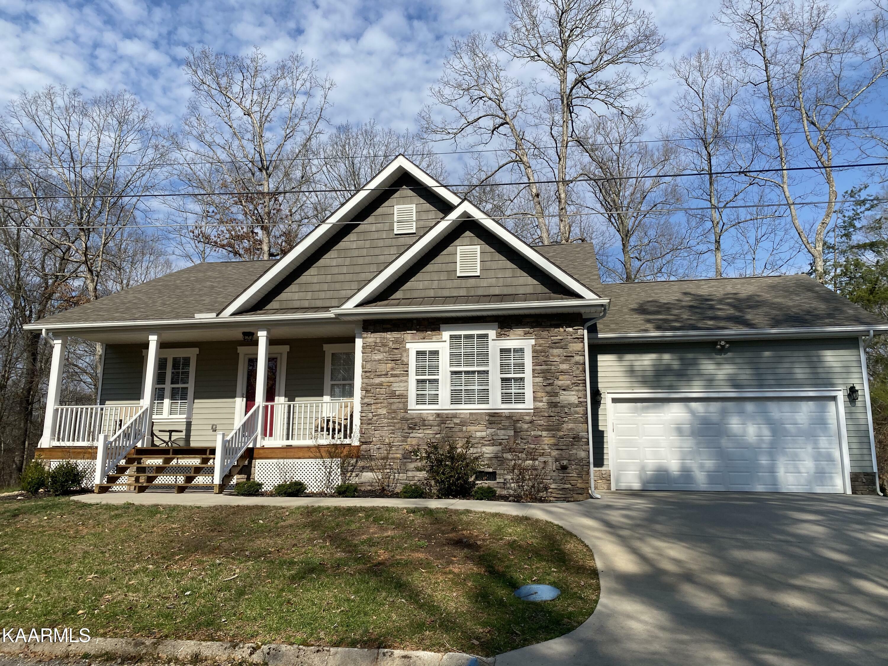 Property Photo:  404 Cardwell Drive  TN 37879 