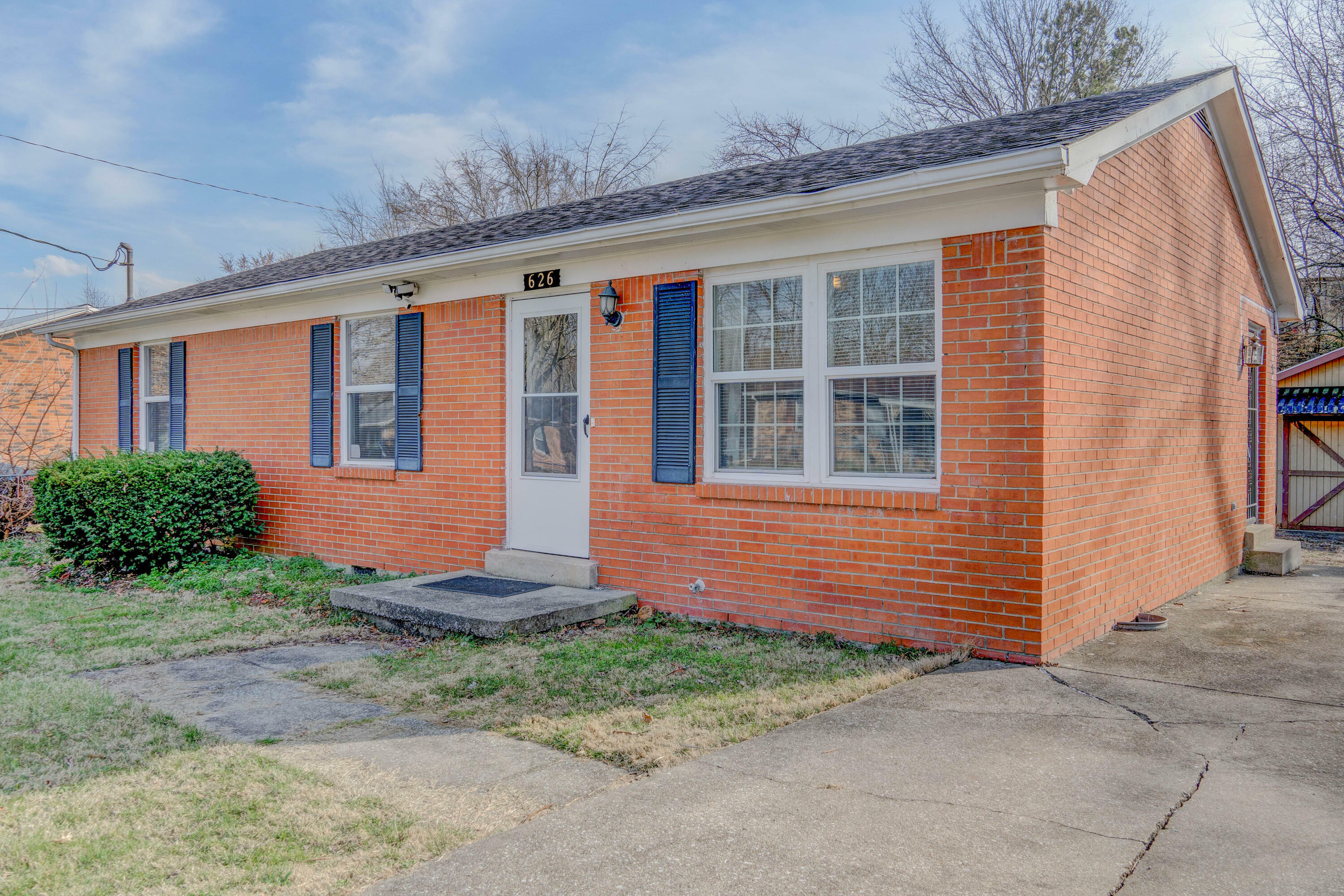 Property Photo: 626 Cottonwood Drive KY 40475