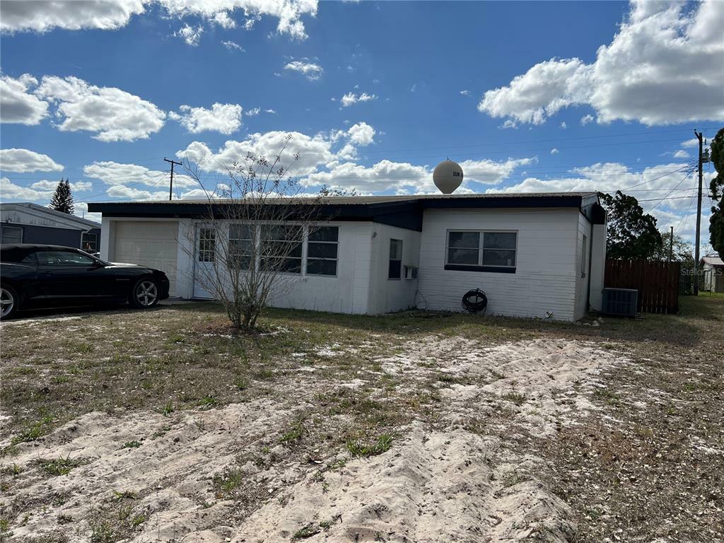 Property Photo:  304 Stanley Avenue  FL 33843 