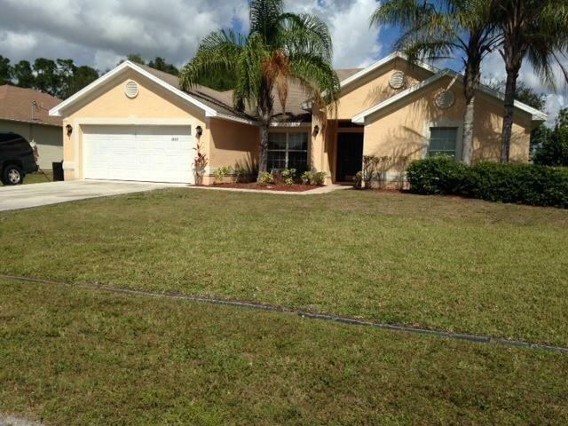 1237 SW Fountain Avenue  Port Saint Lucie FL 34952 photo