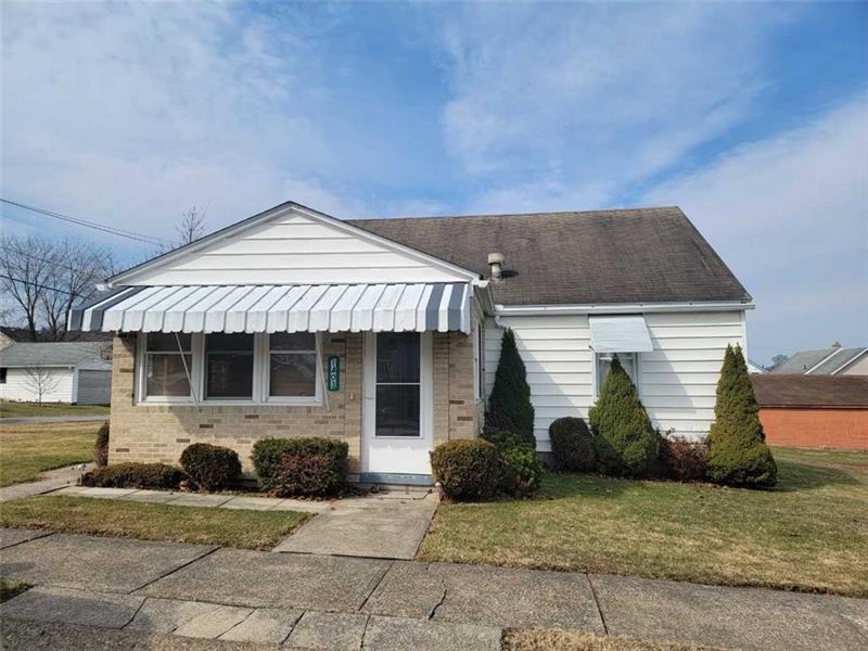 Property Photo:  1403 Wemple Avenue  PA 15673 