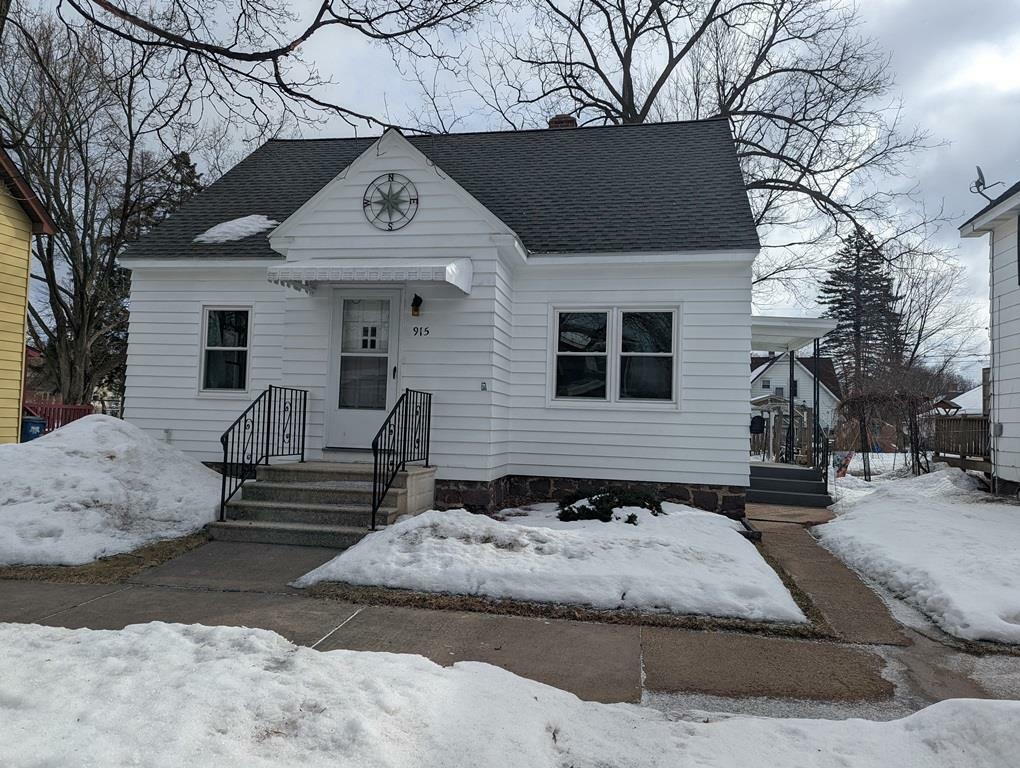 Property Photo:  915 South 8th Avenue  WI 54401 