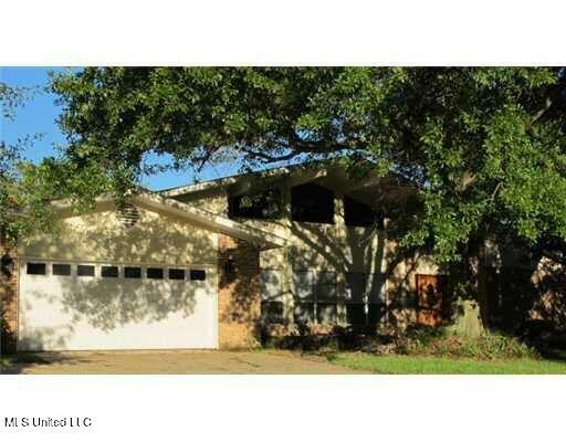 804 Sunfish Street  Pascagoula MS 39581 photo