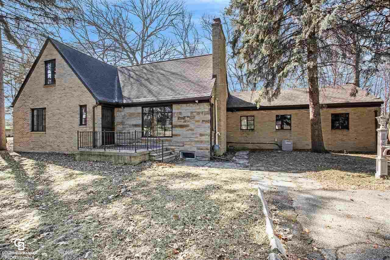 Property Photo: 25545 Ryan Rd MI 48091